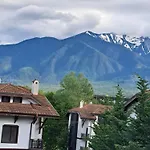 Sunny Mountain View * רזלוג