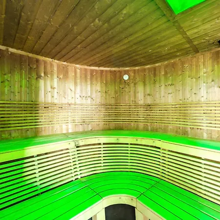 Sunny Mountain View *